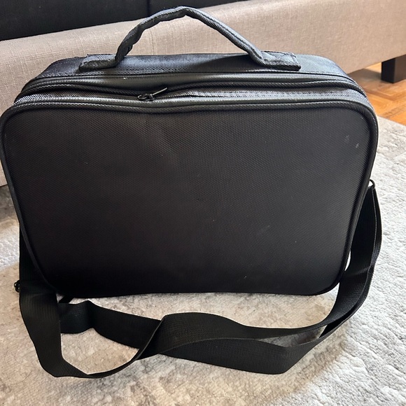 Makeup bag/travel bag - Picture 2 of 10